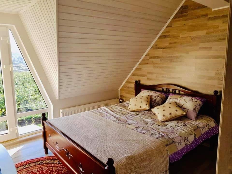 Conacul Mierii Villa Straseni ภายนอก รูปภาพ